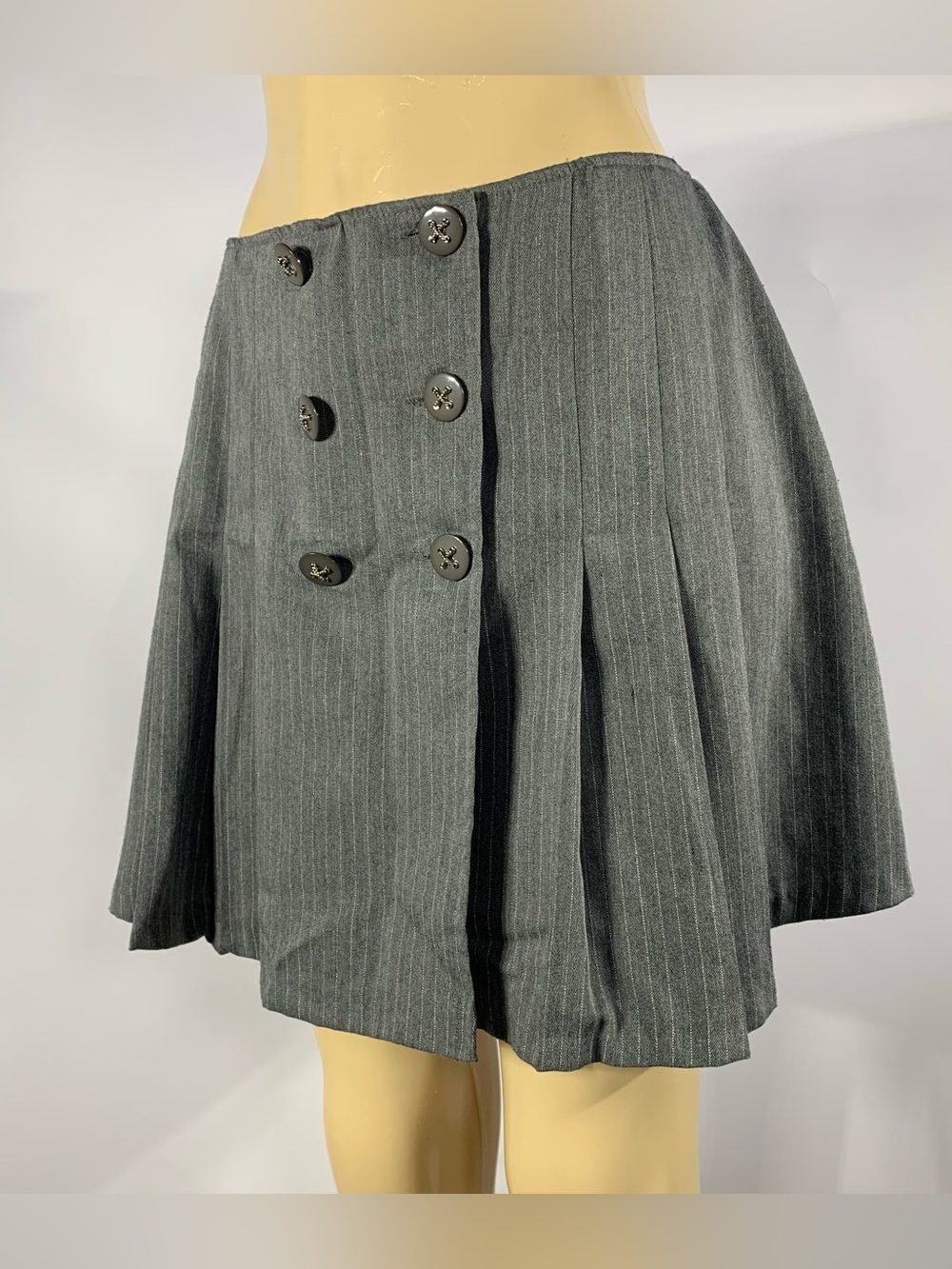 Y2K Rouge gray pinstripe pleated mini skirt